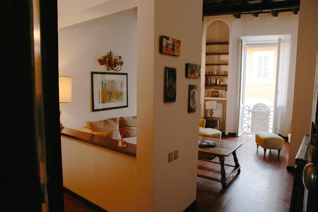 Domus Antonella A Trastevere Рим Екстер'єр фото